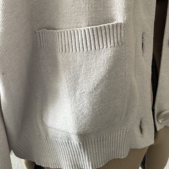 H&M Soft Grey Cardigan - Picture 3 of 4